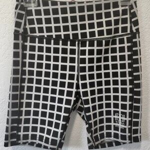 Topo Designs Black & White Grid Bike Shorts Sz Med